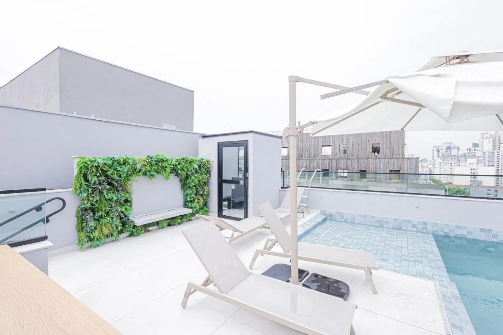 Studio 712 Vila Madalena Completo Luxo 圣保罗