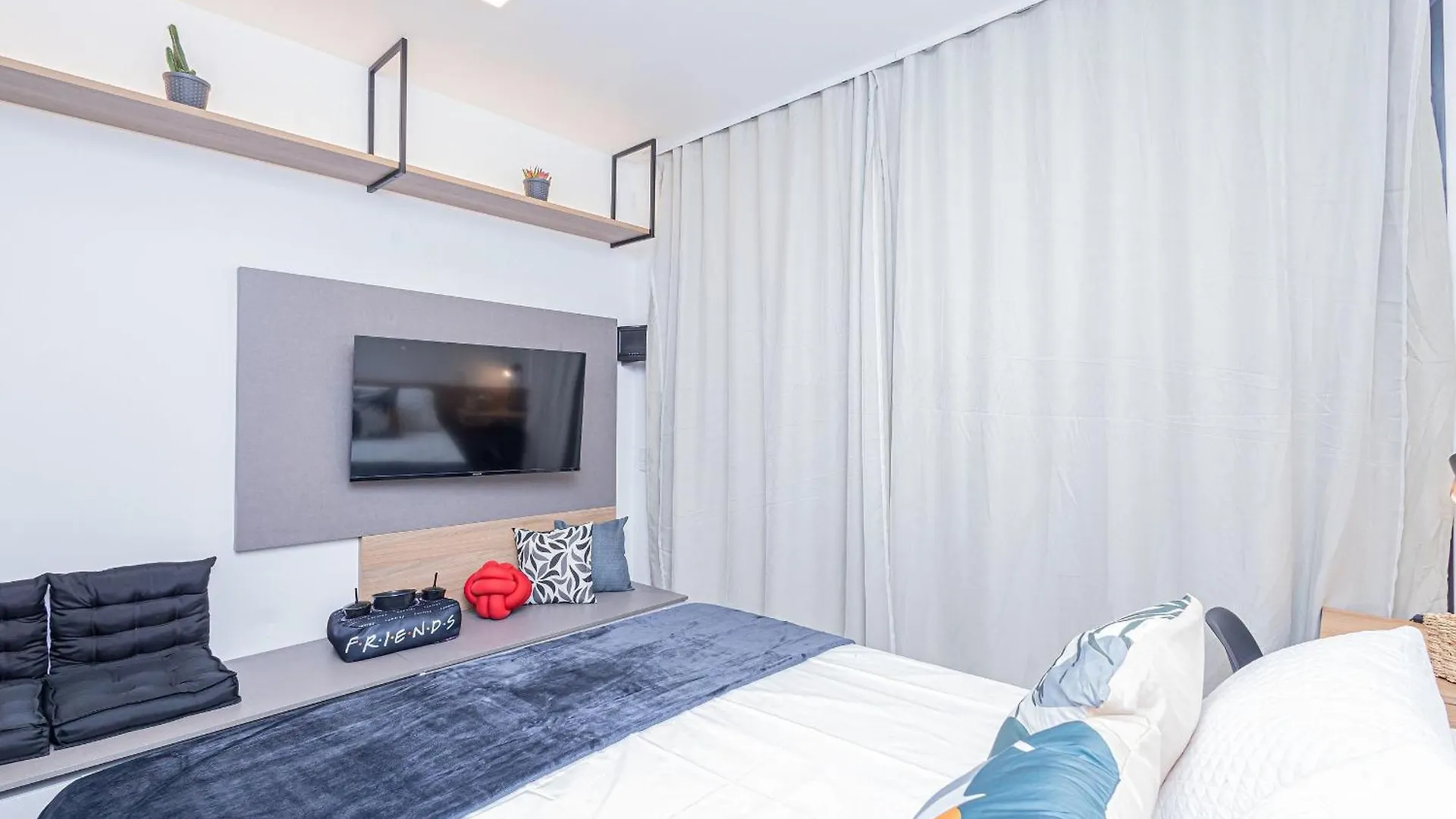 Studio 712 Vila Madalena Completo Luxo 圣保罗 巴西